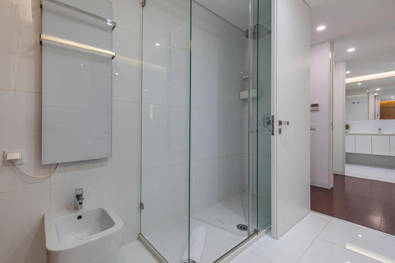 Touch Of Class 2Bdr Apartment By Lovelystay 카스카이스 외부 사진
