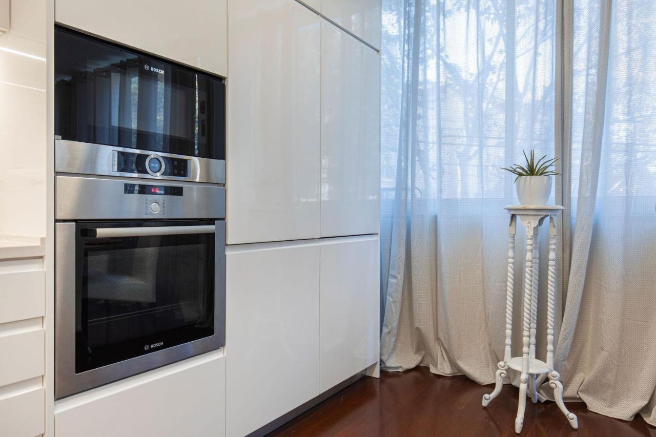 Touch Of Class 2Bdr Apartment By Lovelystay 카스카이스 외부 사진